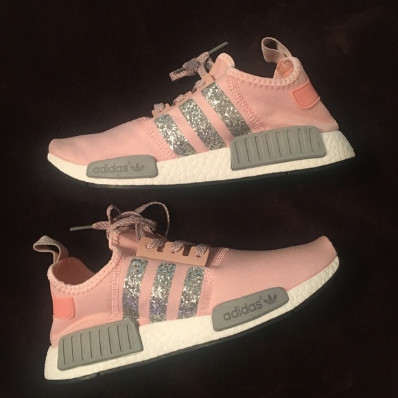 adidas Shoes - Adidas NMD R1